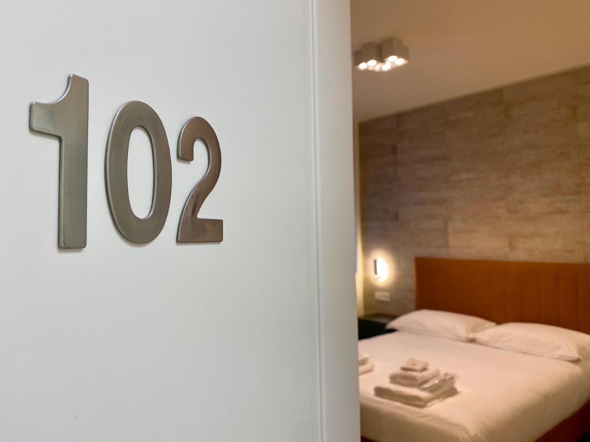 Alloggi Be Deluxe 이세르니아 외부 사진