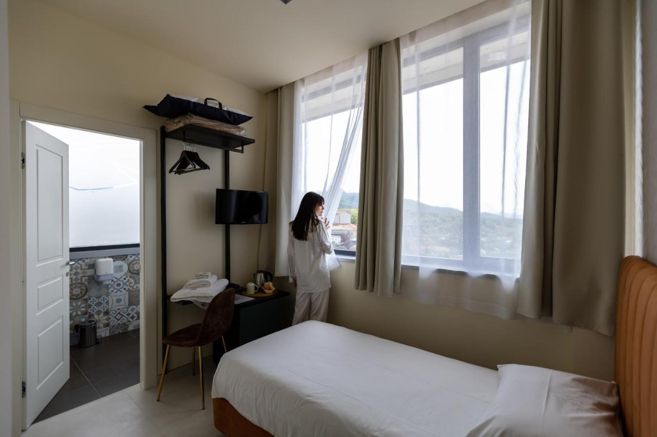 Alloggi Be Deluxe 이세르니아 외부 사진